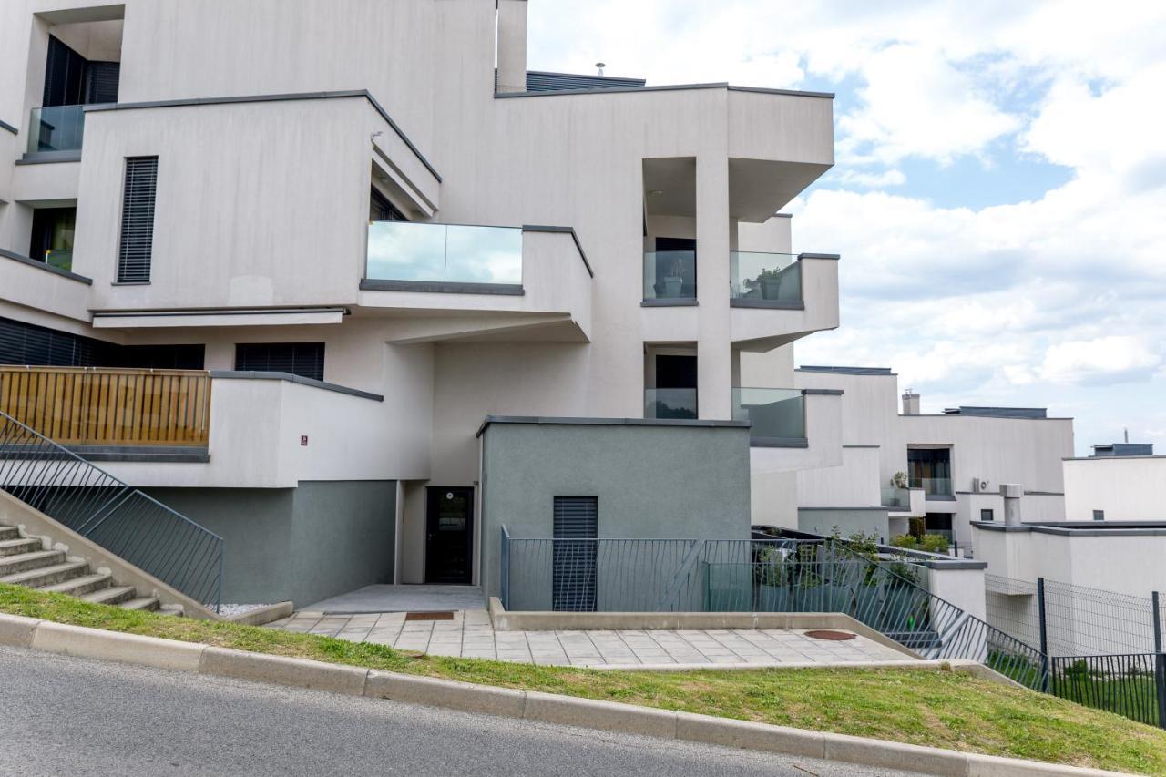 Auredius Deluxe Sea Apartment Koper Exterior photo